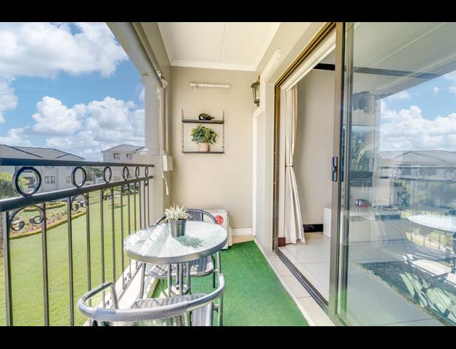 2 BEDROOM APARTMENT FOR SALE IN MAROELADAL